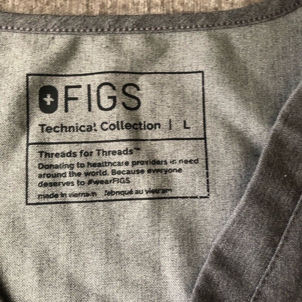 FIGS Graphite Scrub set - Picture 10 of 12